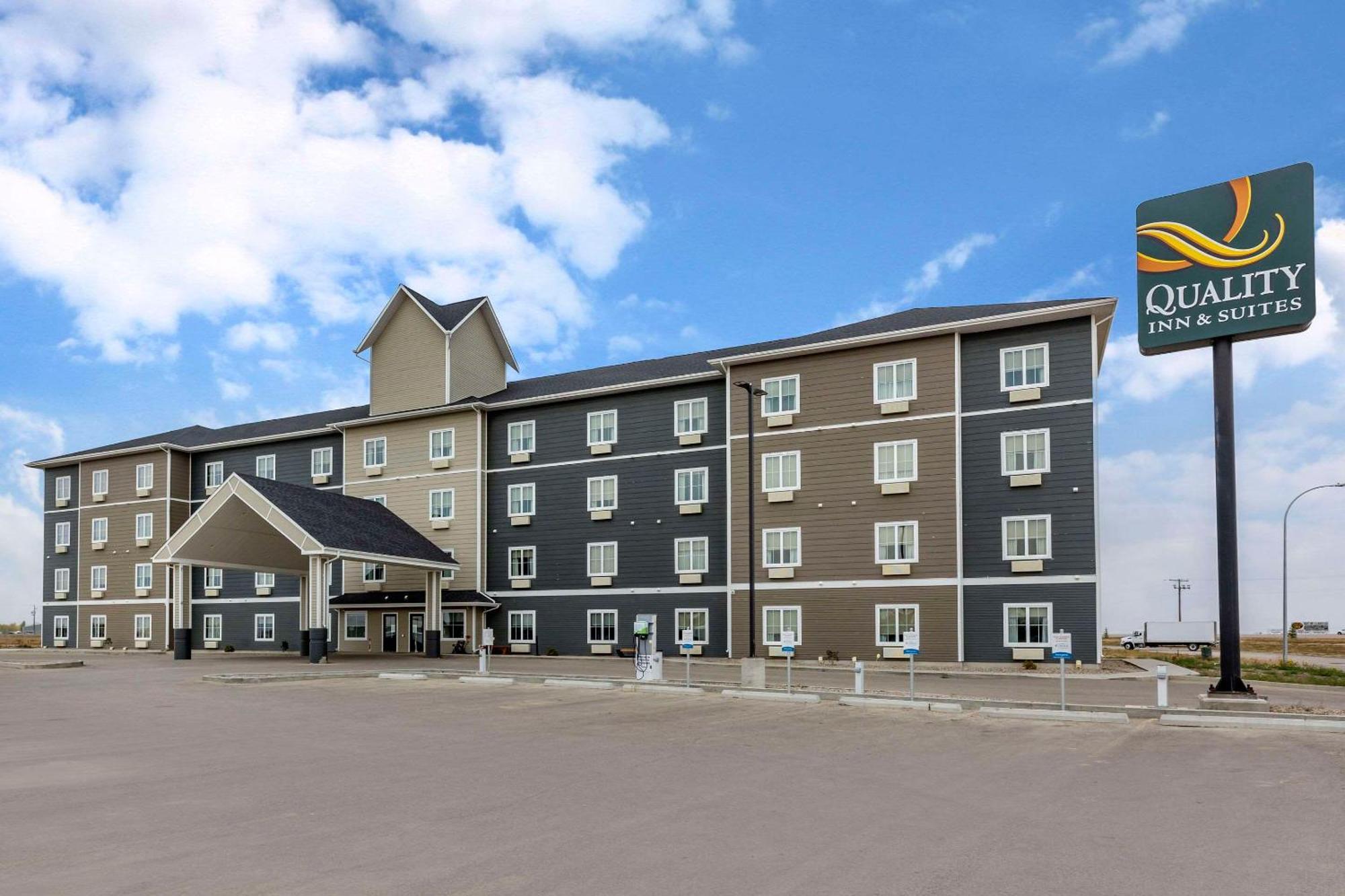 Quality Inn & Suites 穆斯乔 外观 照片