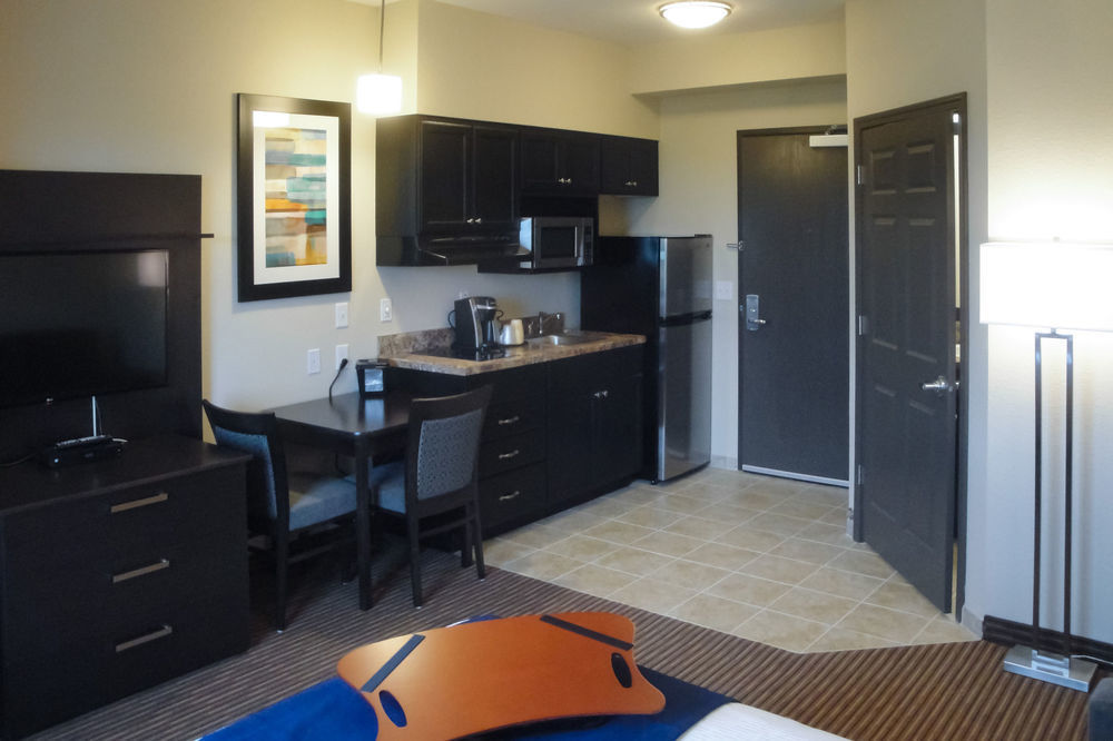 Quality Inn & Suites 穆斯乔 外观 照片