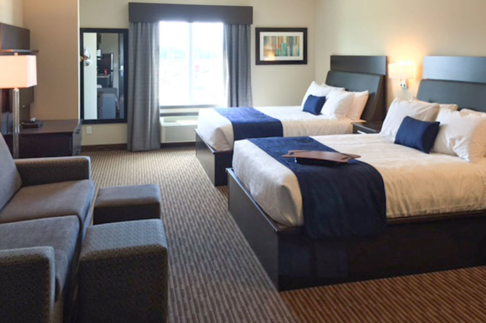 Quality Inn & Suites 穆斯乔 外观 照片
